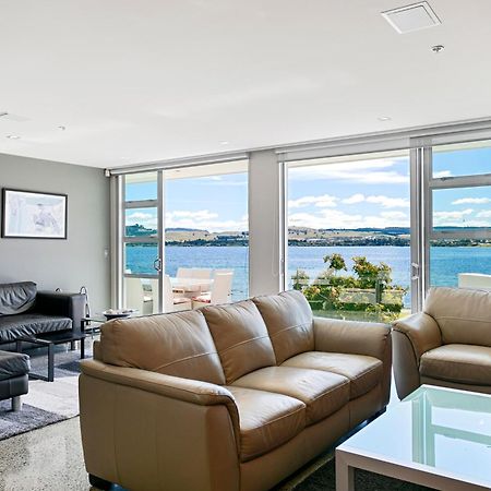 Waimahana Apartments Taupo Bagian luar foto
