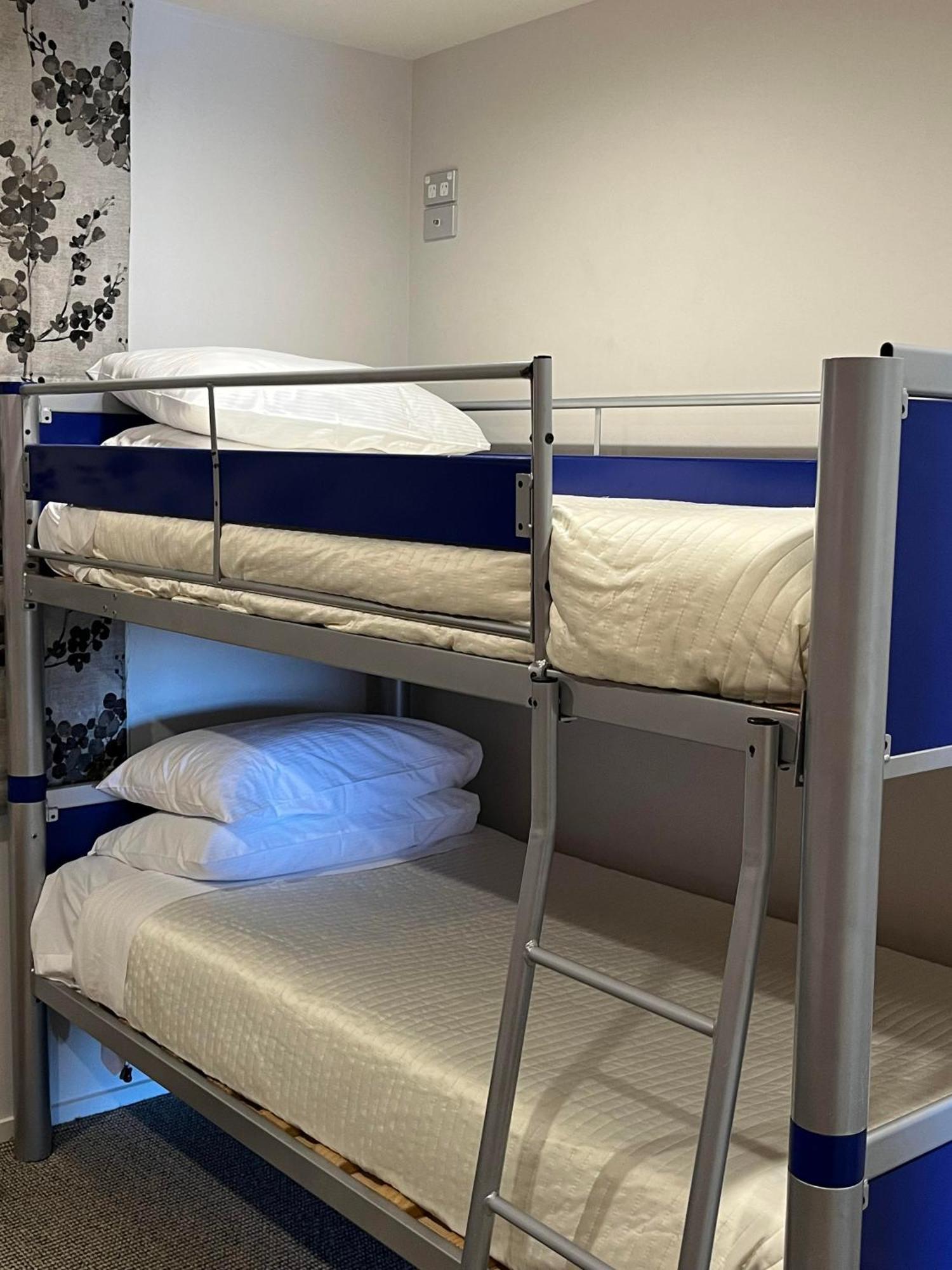 Waimahana Apartments Taupo Bagian luar foto